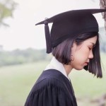 كيف يمكن التكيف مع اكتئاب ما بعد التخرج؟