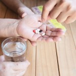 4 أنواع من الأدوية احذر تناولها معاً