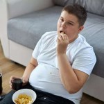 تثقيف الآباء وحده لا يكفي للقضاء على سمنة الأطفال