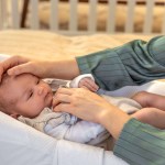 الاحتياجات اليومية لنمو دماغ الرضع