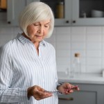 فيتامينات ضرورية بعد سن الخمسين