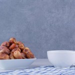 فوائد التمر مع الحليب