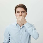 التخلص من رائحة الفم الكريهة