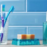 تخزين فرشاة أسنانك بجوار المرحاض