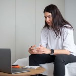 أضرار الجلوس لفترات طويلة