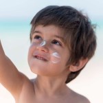 استخدام واقي الشمس المخصص للأطفال